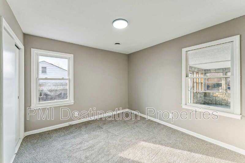 Welcome home to this large 3 bedroom, 1.5 bath property with plenty of space to spread out! 1st month's rent is FREE! property image