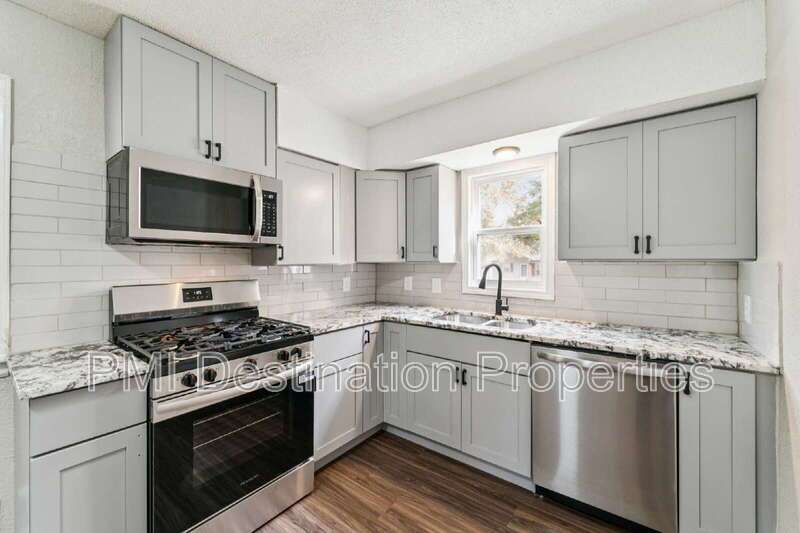 Cozy, Fully-Renovated Ranch Home in South Kansas City, Fully Updated, W/D and Fridge included!  1st month is FREE!!! property image