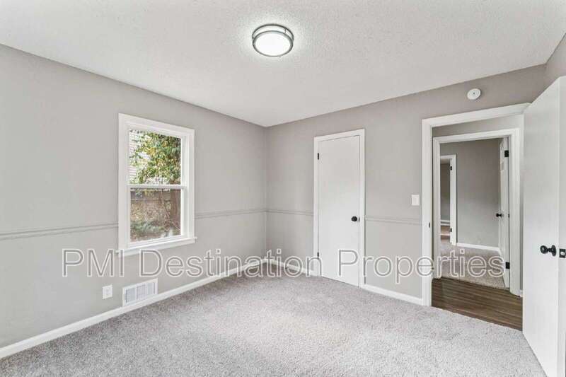 Cozy, Fully-Renovated Ranch Home in South Kansas City, Fully Updated, W/D and Fridge included!  1st month is FREE!!! property image