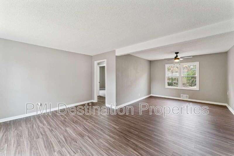 Cozy, Fully-Renovated Ranch Home in South Kansas City, Fully Updated, W/D and Fridge included!  1st month is FREE!!! property image