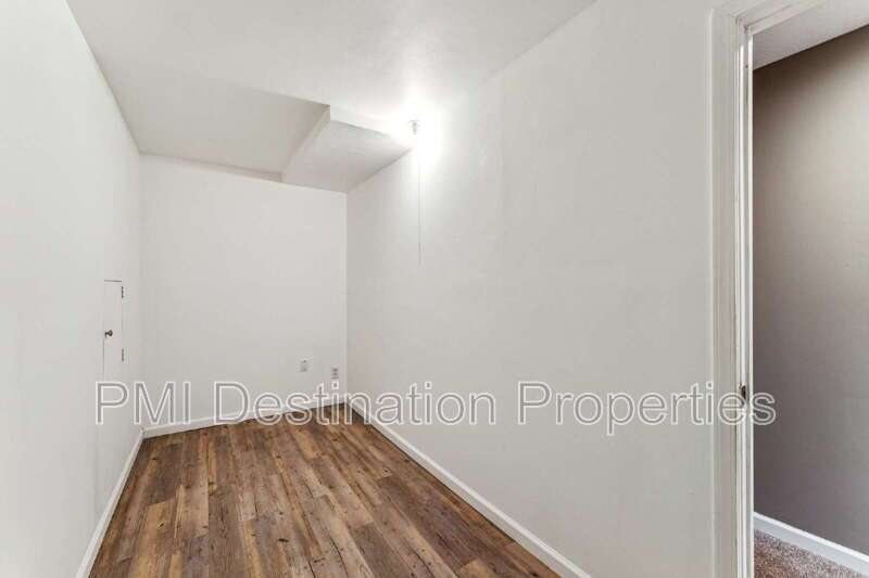 FOR RENT – Spacious 4 Bed / 3 Bath + Office in Prairie Village | 1st Month FREE! property image