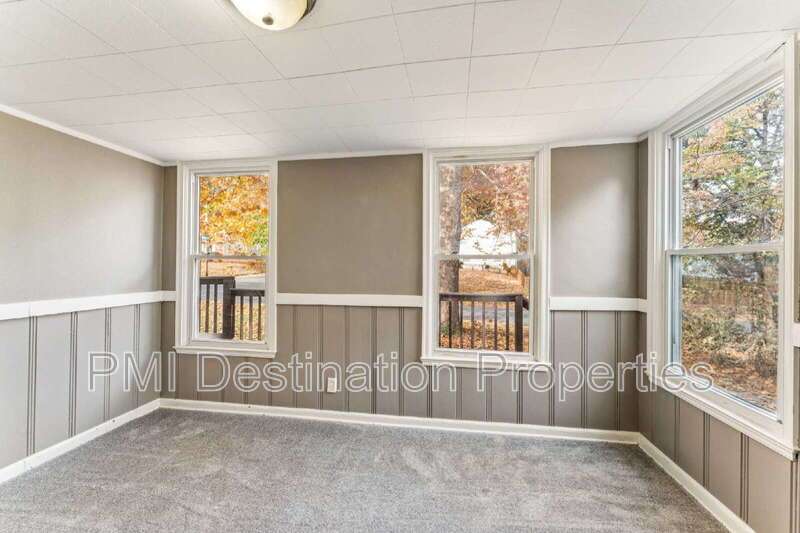 Welcome home to this spacious, fully renovated 3-bedroom, 2.5-bath beauty located in the highly sought-after Indian Village neighborhood.  1st month is FREE! property image