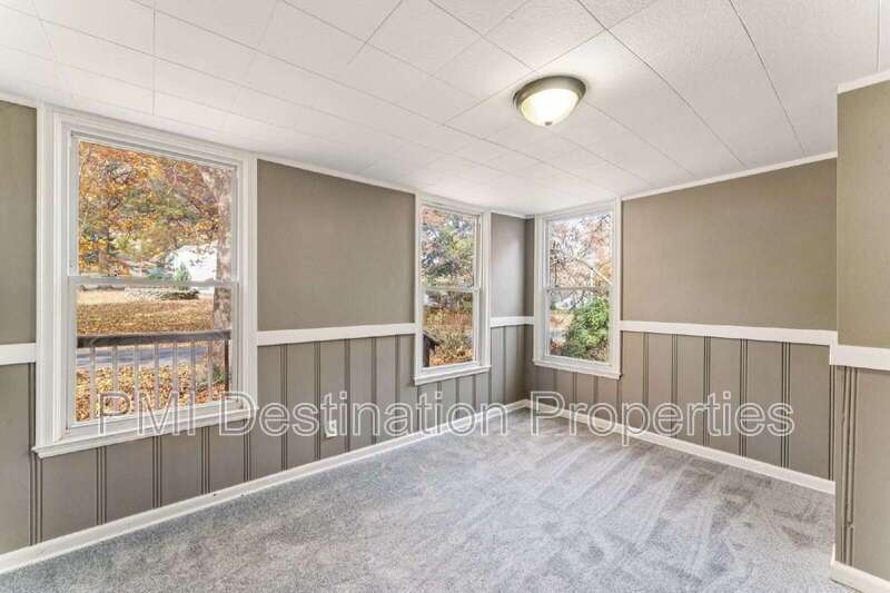 Welcome home to this spacious, fully renovated 3-bedroom, 2.5-bath beauty located in the highly sought-after Indian Village neighborhood.  1st month is FREE! property image